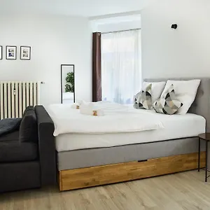https://idee-living-city-apartment-terrasse-netflix.hotelsheidelberg.net