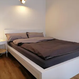 https://apartment-in-koln-cologne-mit-allem-drum-und-51109.topcolognehotels.com